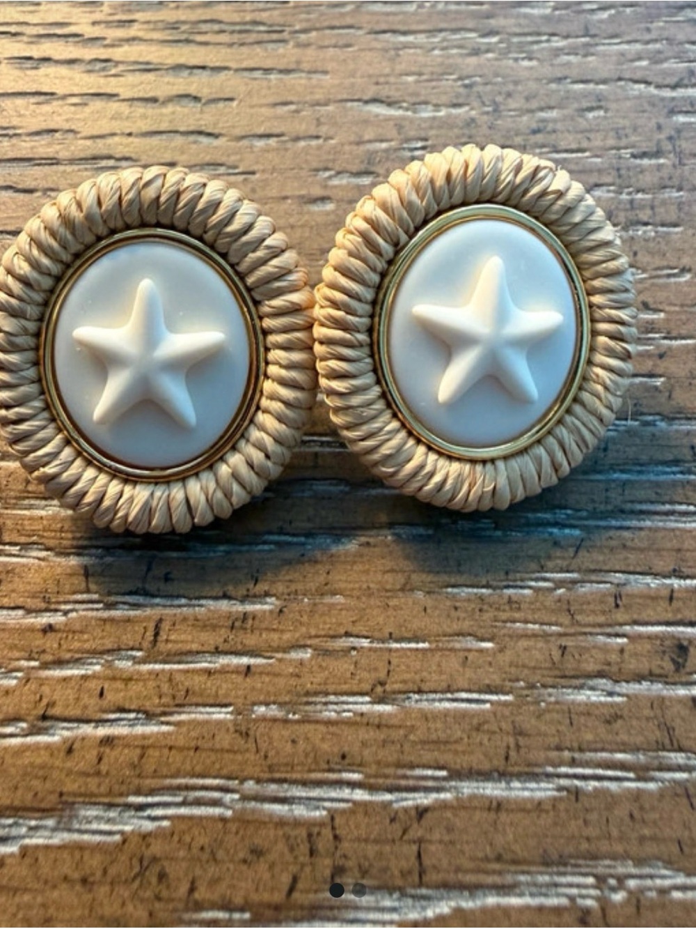 Tuckernuck Cream Star Button Earrings